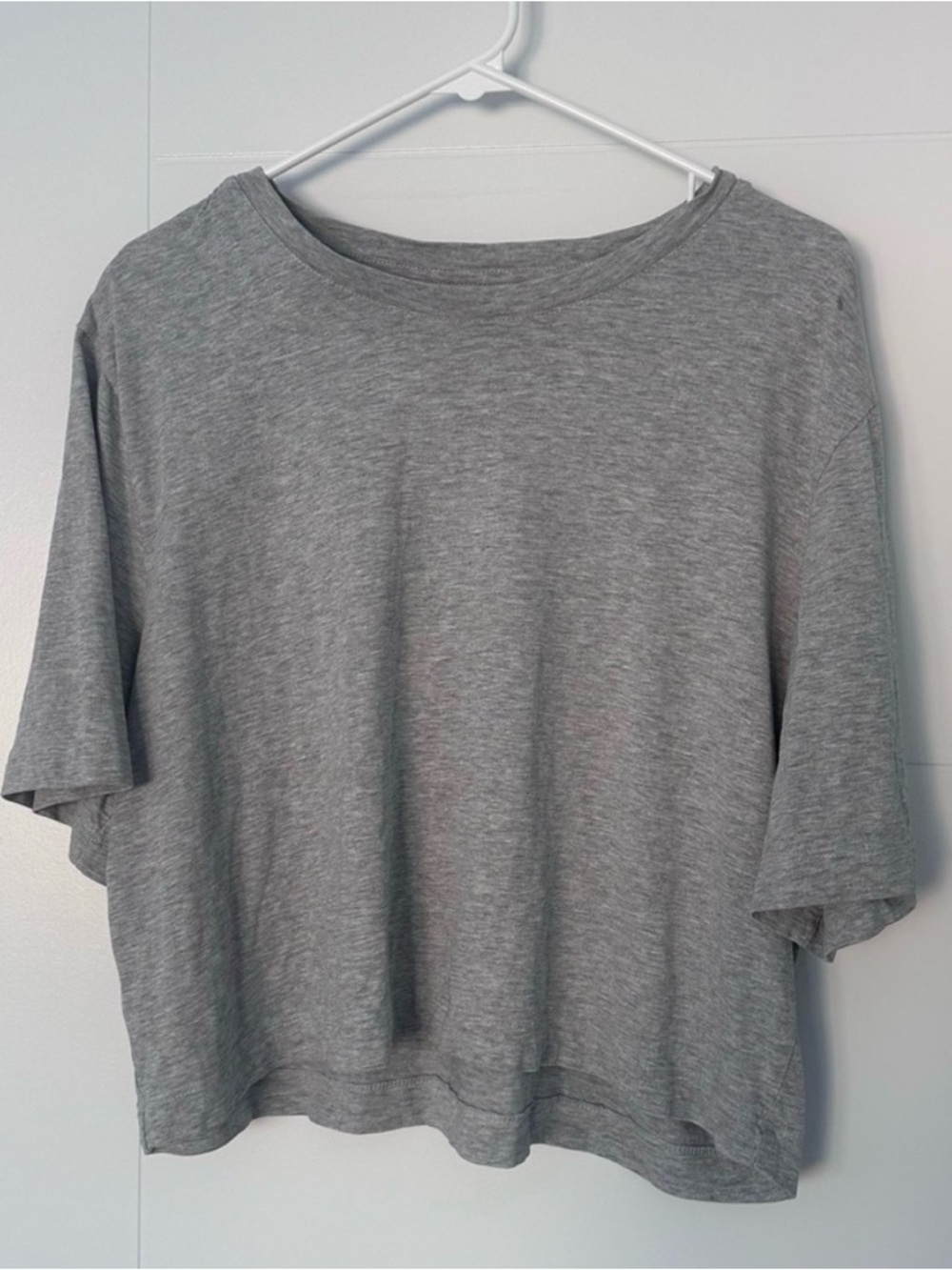 Women's Relaxed Crewneck Boxy Tee in Heather Gray